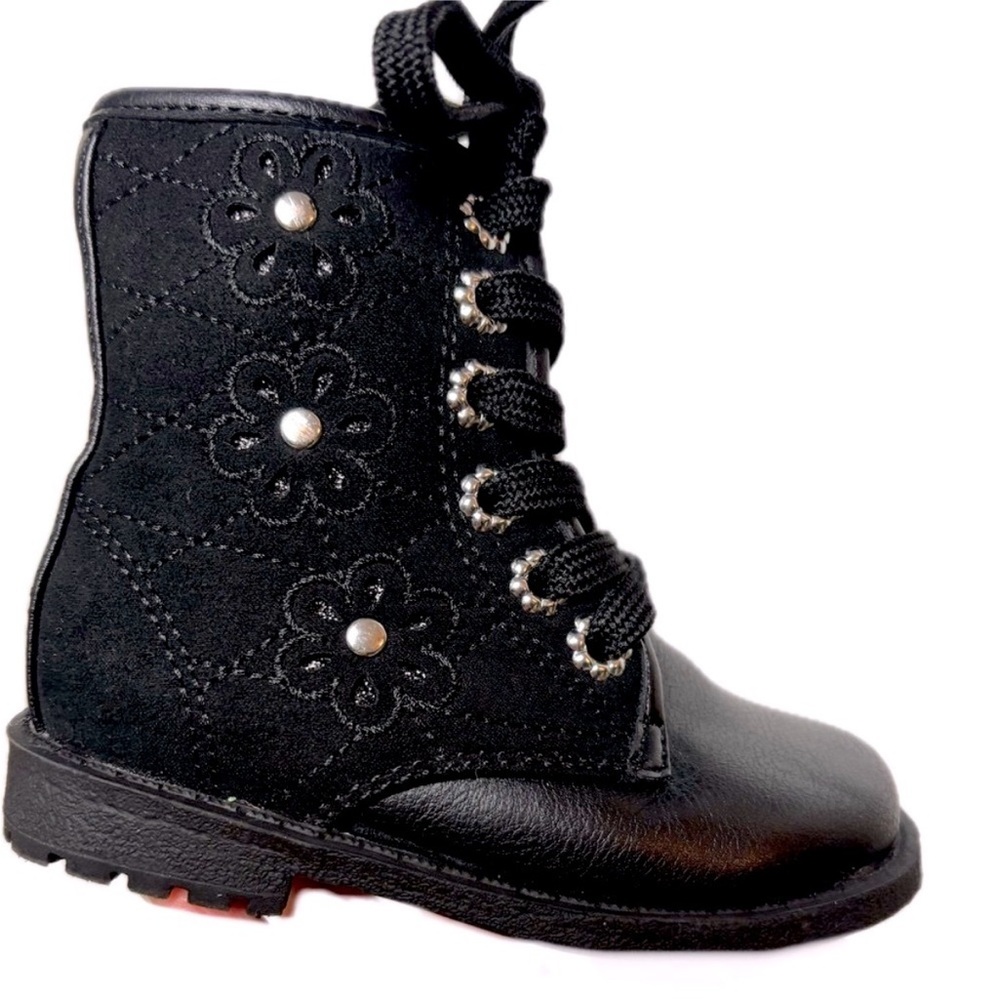 Like New in Box Black Kids Boots Jorya Black Vegan Leather Suede Flowet Rivet